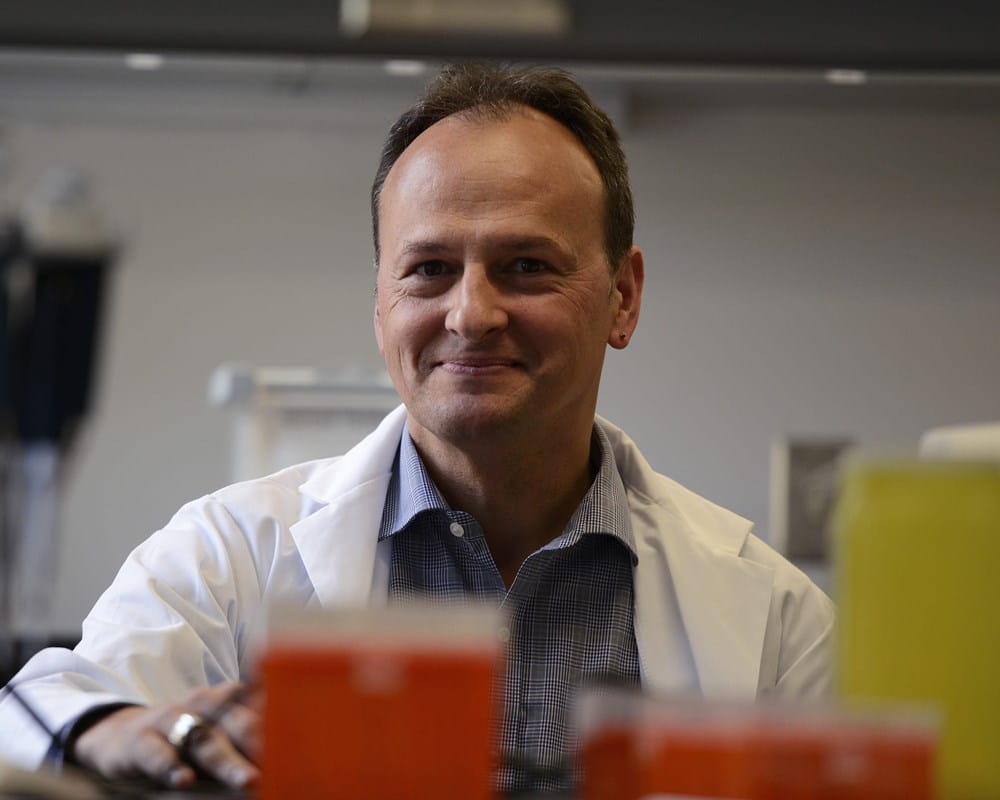 Dr. Etienne Sibille